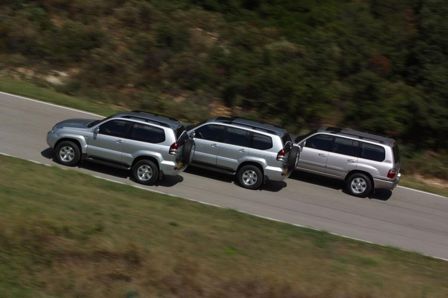  Toyota Land Cruiser 2003 года  (фото 133 из 192)